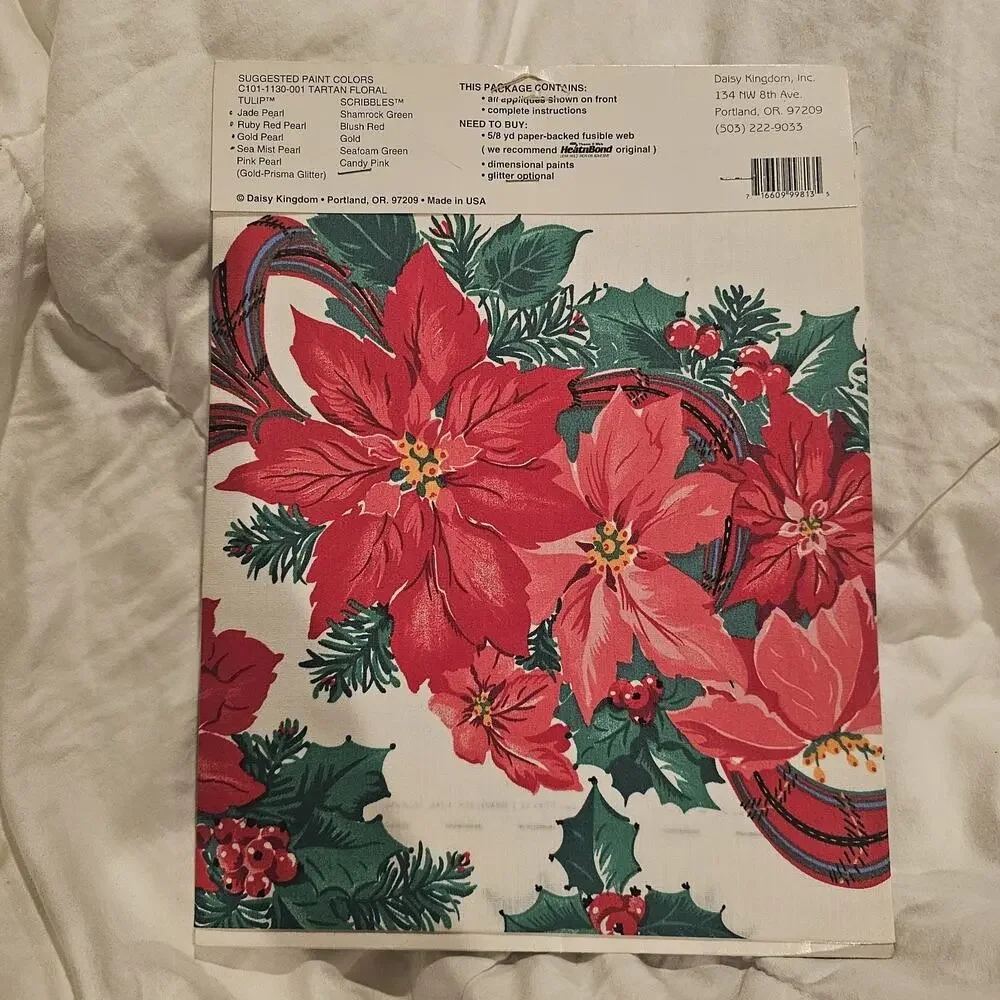 Daisy Kingdom Vintage Christmas Appliqué No Sew Fabric Cut Out Tartan Floral